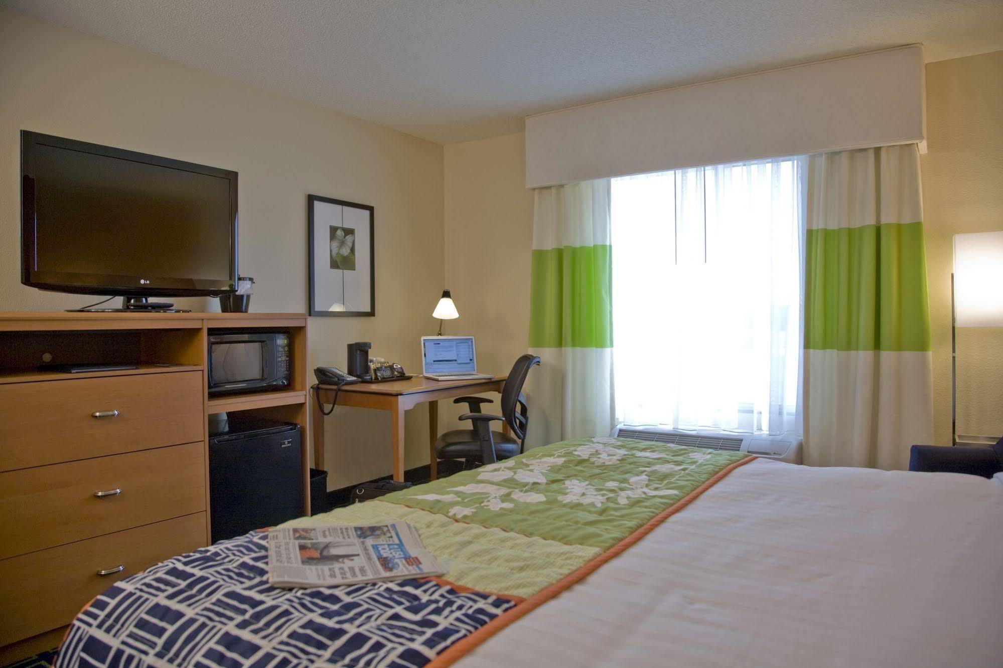 Fairfield Inn And Suites By Marriott Montgomery Eastchase Exterior foto